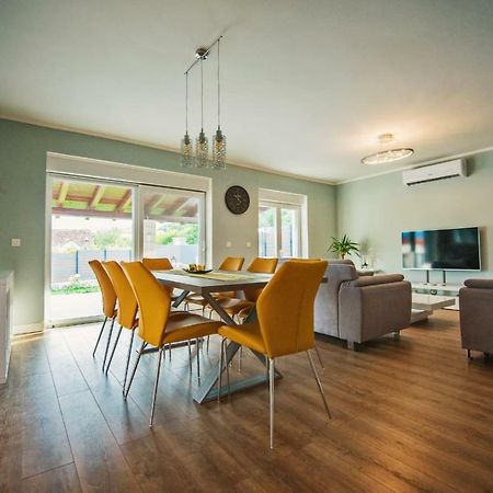 Villa Vida Zmijavci ภายนอก รูปภาพ
